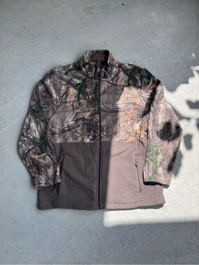 Realtree Camo & Brown Zip‑Up Fleece Jacket